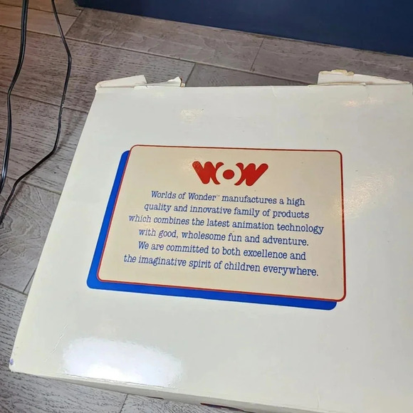 Vtge 1985 Teddy Ruxpin in orgnl box w/ books, tapes, answer box - Picture 12 of 16